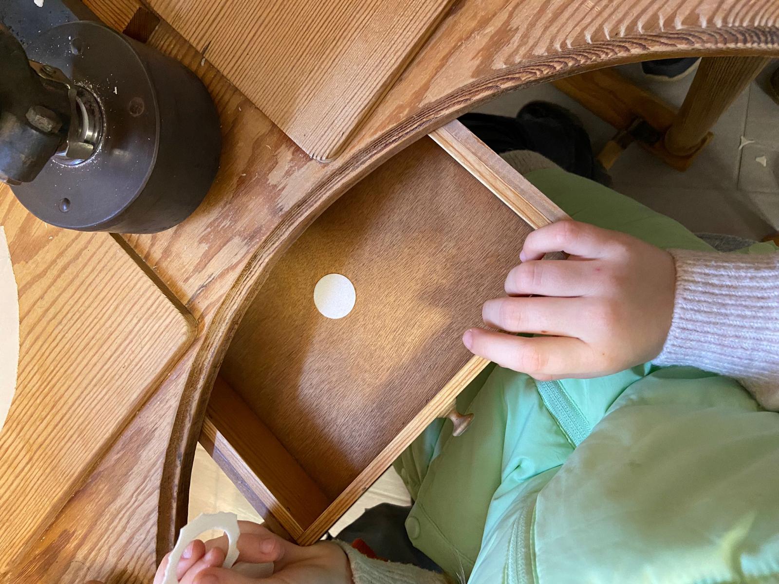 Die Erstkommunionkinder 2026 besuchten Anfang März die Hostienbäckerei in Neuendettelsau Erstkommunionkinder 2026 in Hostienbäckerei