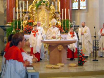 Erzbischof Schick besucht Pfarrei St. Johannes Schlüsselfeld