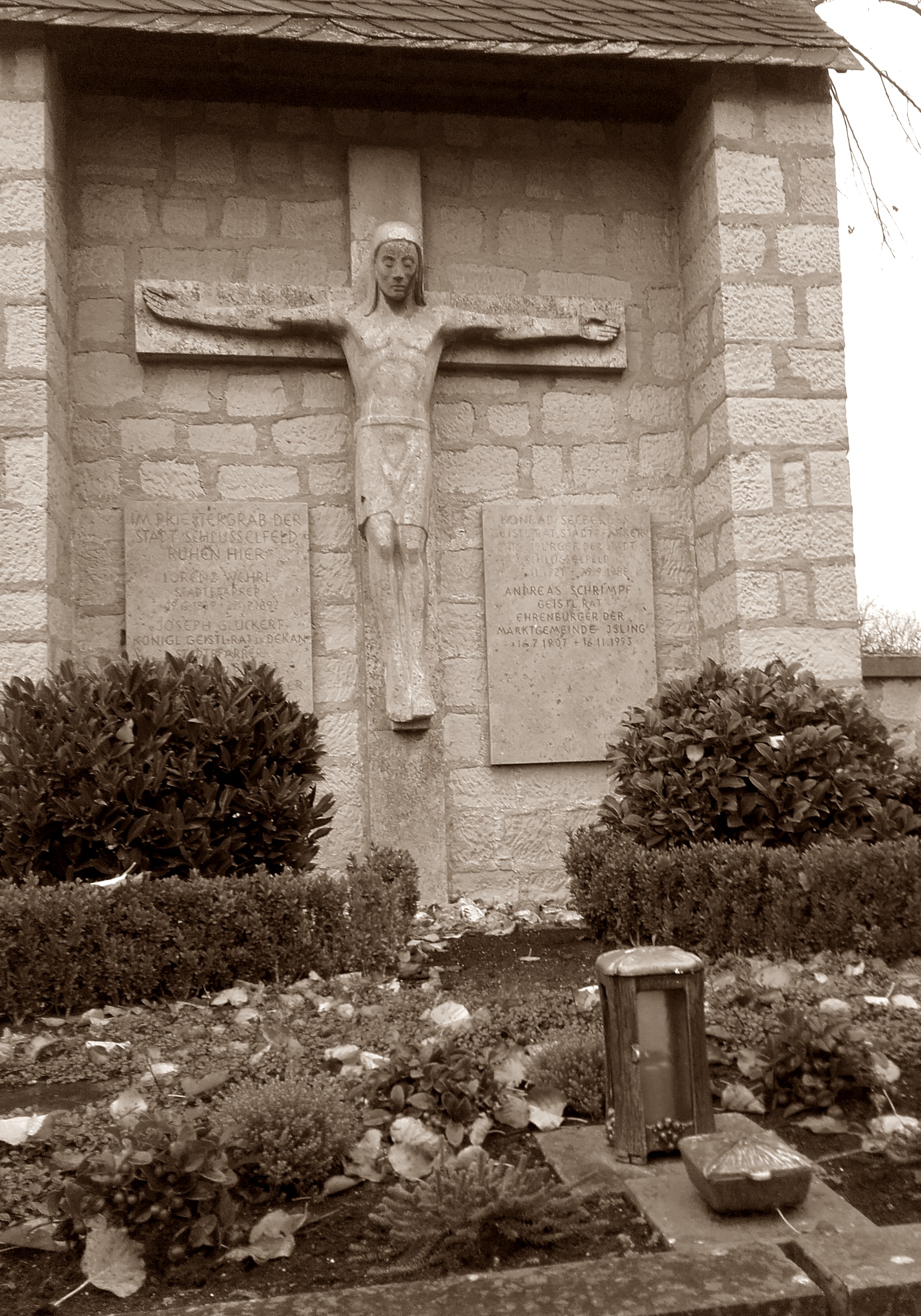 Friedhof Schlüsselfeld Allerheiligen